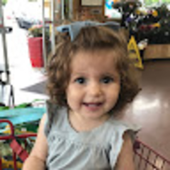 Meet your Posher, Michelle - Picture 1 of 1